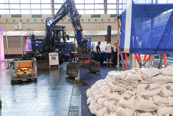 Trainings zur Verkehrssicherheit, Modenschauen für Schutzkleidung und themenreiches Bühnenprogramm auf Fachmesse 112RESCUE 3 1690794026086 s