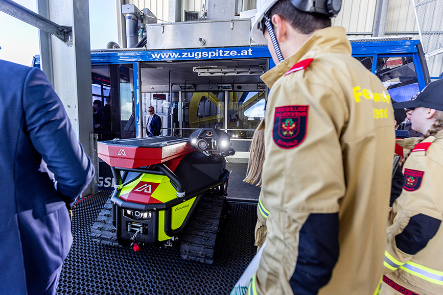 2022 05 18 Magirus PR Handover Wolf R1 Ehrwald Zugspitze Pic 07