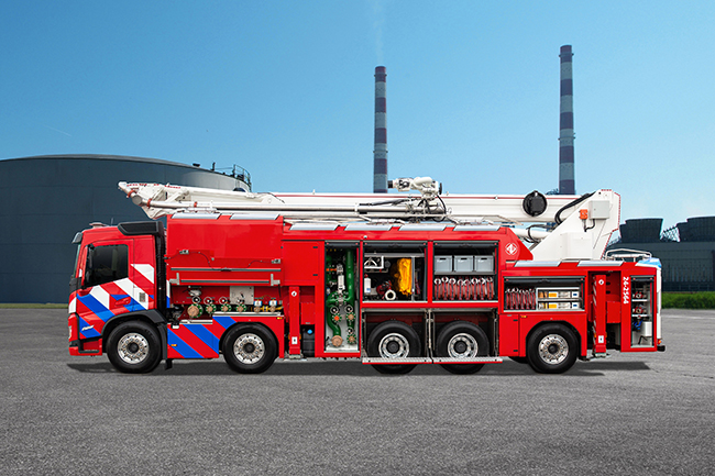 ZIEGLER liefert 5-achsiges SLF auf Volvo Fahrgestell an Sitech Services