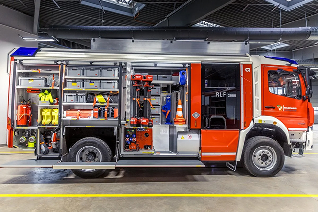 Modell OÖ sichert wirtschaftliche Beschaffungen – erste Fahrzeuge in Oberösterreich ausgeliefert