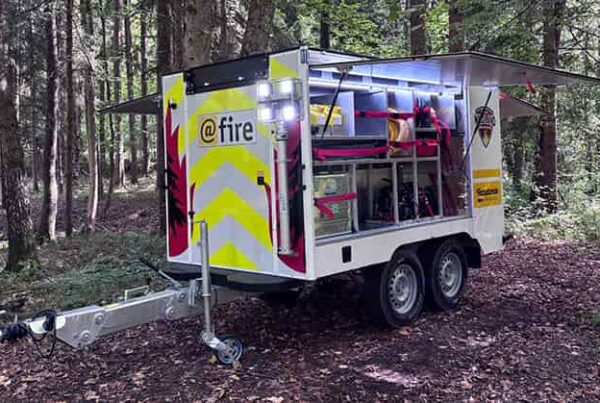 Neuer Vegetationsbrandanhänger für spezialisierte Löschmannschaften 6 2026 doenges Waldbrand Anhaenger 02s