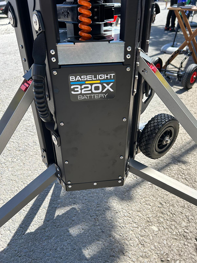 BASELIGHT 320X BATTERY RETTmobil 1