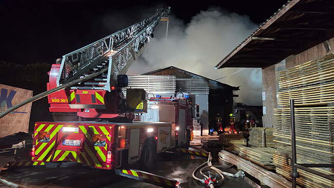 Brand Michelsneukirchen 1Mai 004s