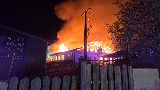 Brand Michelsneukirchen 1Mai 011s