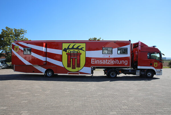 Landkreis Böblingen geht mit ELW2 neue Wege in der Feuerwehrinfrastruktur 9 BroadcastSolution Selectric Ausbau ELW2 Boeblingen 002s