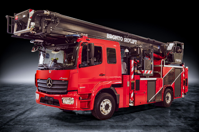 Bronto Skylift – Rekordzahl von Leichtbau-Hebebühnen für Europa