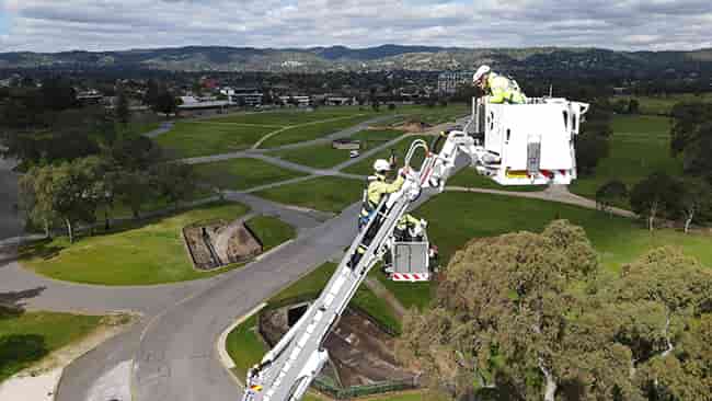 Bronto Skylift F45XR Australia 3s