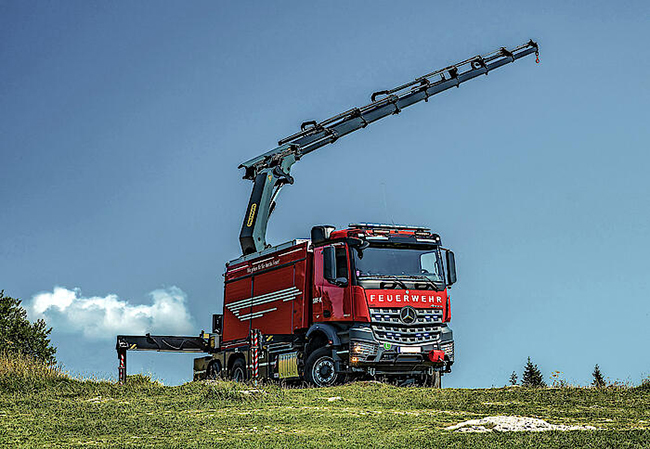 RETTER 2025: EMPL präsentiert 6 interessante Einsatzfahrzeuge 4 RETTER 2025: EMPL zeigt ein Symbolbild SRF Feuerwehr Lustenau