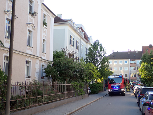 Rettung im Morgengrauen – Rauchwarnmelder verhindert Wohnungsbrand mit schlafender Person