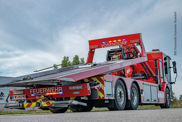 Neues Abschleppfahrzeug der Feuerwehr Vösendorf
