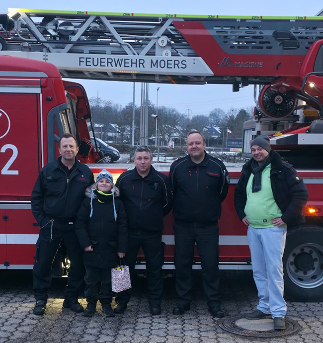 Vorbildliches Handeln: Feuerwehr Moers empfängt 10-jährigen Ersthelfer 1 Vorbildlicher Einsatz von Konstantin