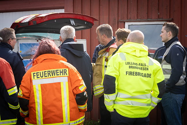 Feuerwehr Fachjournal 1 svg+xml;charset=utf
