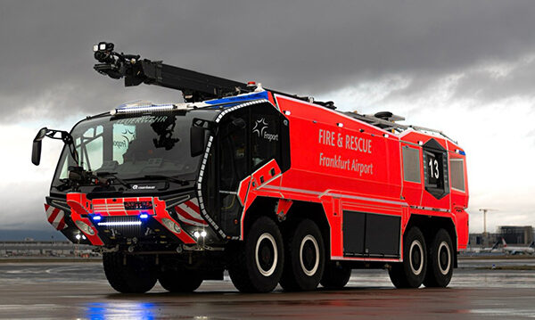 Drei neue Großflughafenlöschfahrzeuge für die Sicherheit am Flughafen Frankfurt in Dienst gestellt 6 FlughafenFrankfurt GFLF Panther 4s