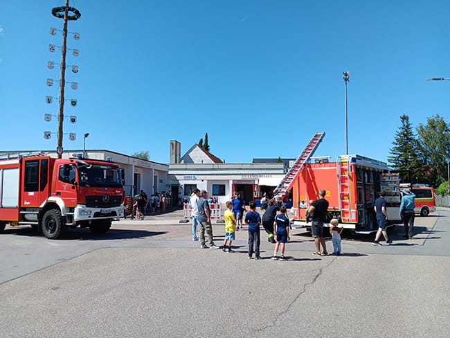„Feuerwehr erleben“ in Haunwöhr: Rund 500 Gäste feiern ein rundum gelungenes Fest 1 Freiwillige Feuerwehr Haunwöhr