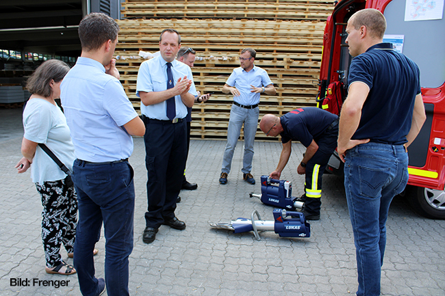 Neue Rettungsschere für die Feuerwehr