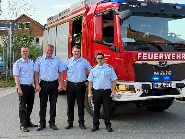 Feuerwehr Fachjournal 1 svg+xml;charset=utf