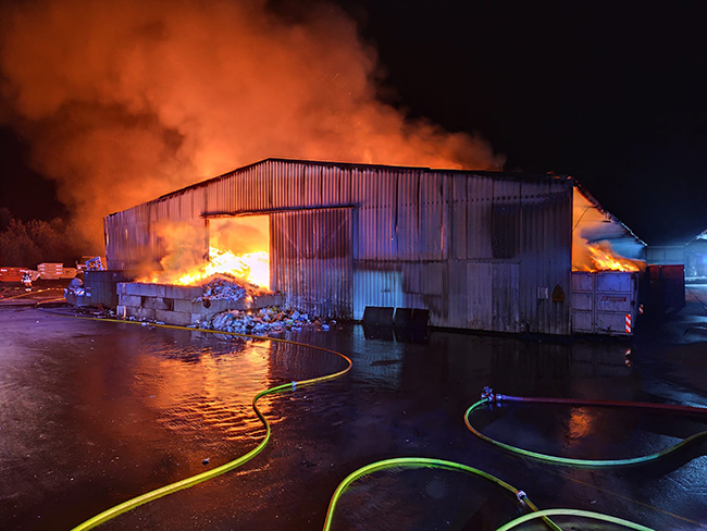 Enorme Rauchentwicklung Großbrand