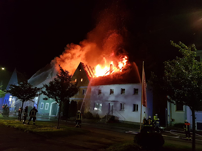 Großbrand 25. Mai 2020 Hohenburg 6 Großbrand Hohenburg 25. Mai 2020 Frontansicht