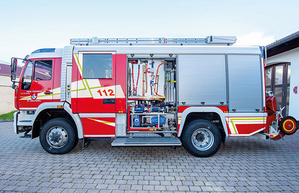 MiniTec auf der Interschutz: Ein Baukasten für alle Fälle 3 Der MiniTec Baukasten mit perfekt aufeinander abgestimmten Komponenten ermöglicht es Feuerwehren und Rettungsdiensten sowie im Sonderfahrzeugbau die Innenräume der Fahrzeuge individuell zu gestalten. Bild: MiniTec