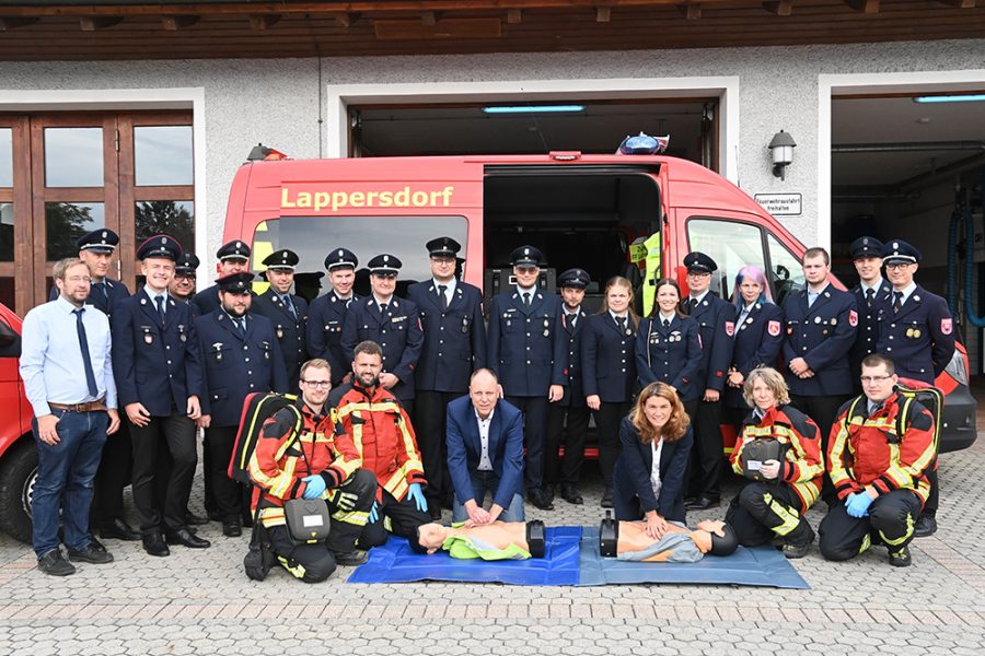 PM Vorstellung Pilotprojekt CPR Teams der FW im LK Gruppenbild M