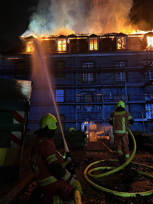 Brand im Herrenhaus am Schloss Hardenberg 1 Brand Schloss Hardenberg