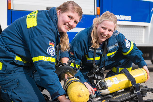 Feuerwehr Fachjournal 1 THW Helferinnentag