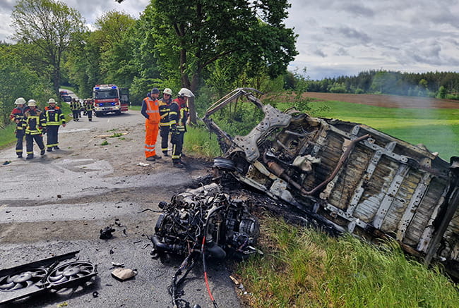 Tödlicher Verkehrsunfall bei Waldmünchen 3 Verkehrsunfall Spielberg Mai26 02s