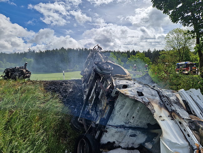 Tödlicher Verkehrsunfall bei Waldmünchen 4 Verkehrsunfall Spielberg Mai26 03s