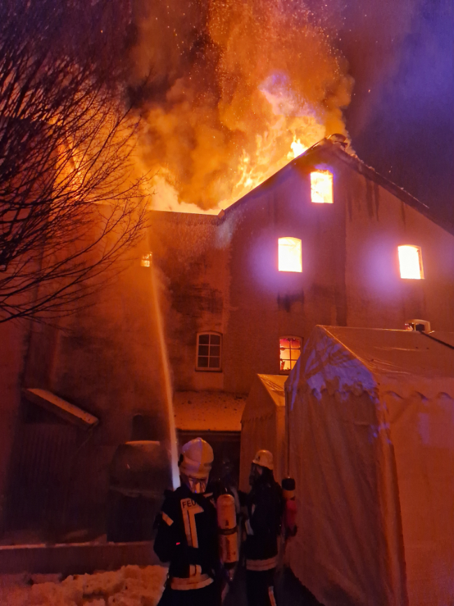 Waldmuenchen Brand Baeckerei 260106 2s