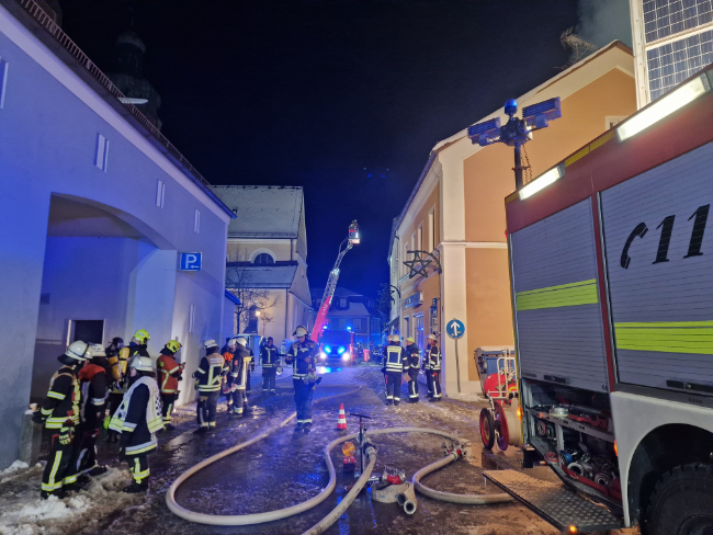 Waldmuenchen Brand Baeckerei 260106 3s