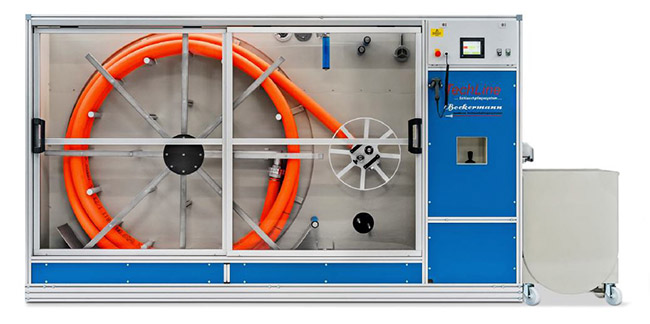 Interschutz News-Ticker: Bockermann Schlauchpflege mobil auf kleinstem Raum