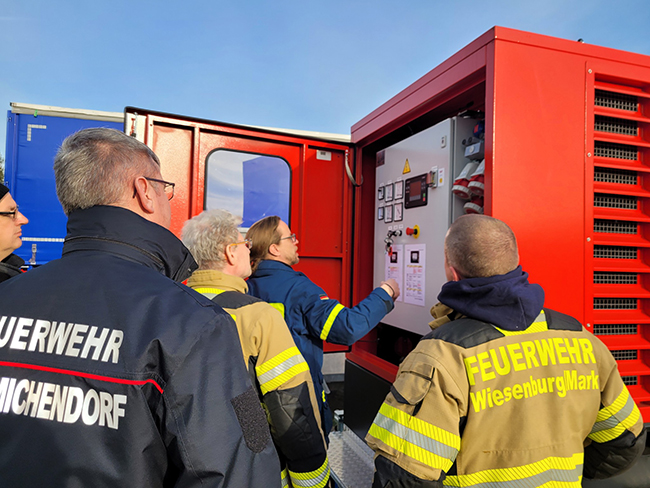 Blackout-Vorsorge: Feuerwehren im Landkreis Potsdam-Mittelmark geschult
